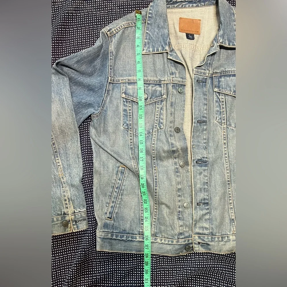 GAP Vintage Denim Jacket - Picture 3 of 8